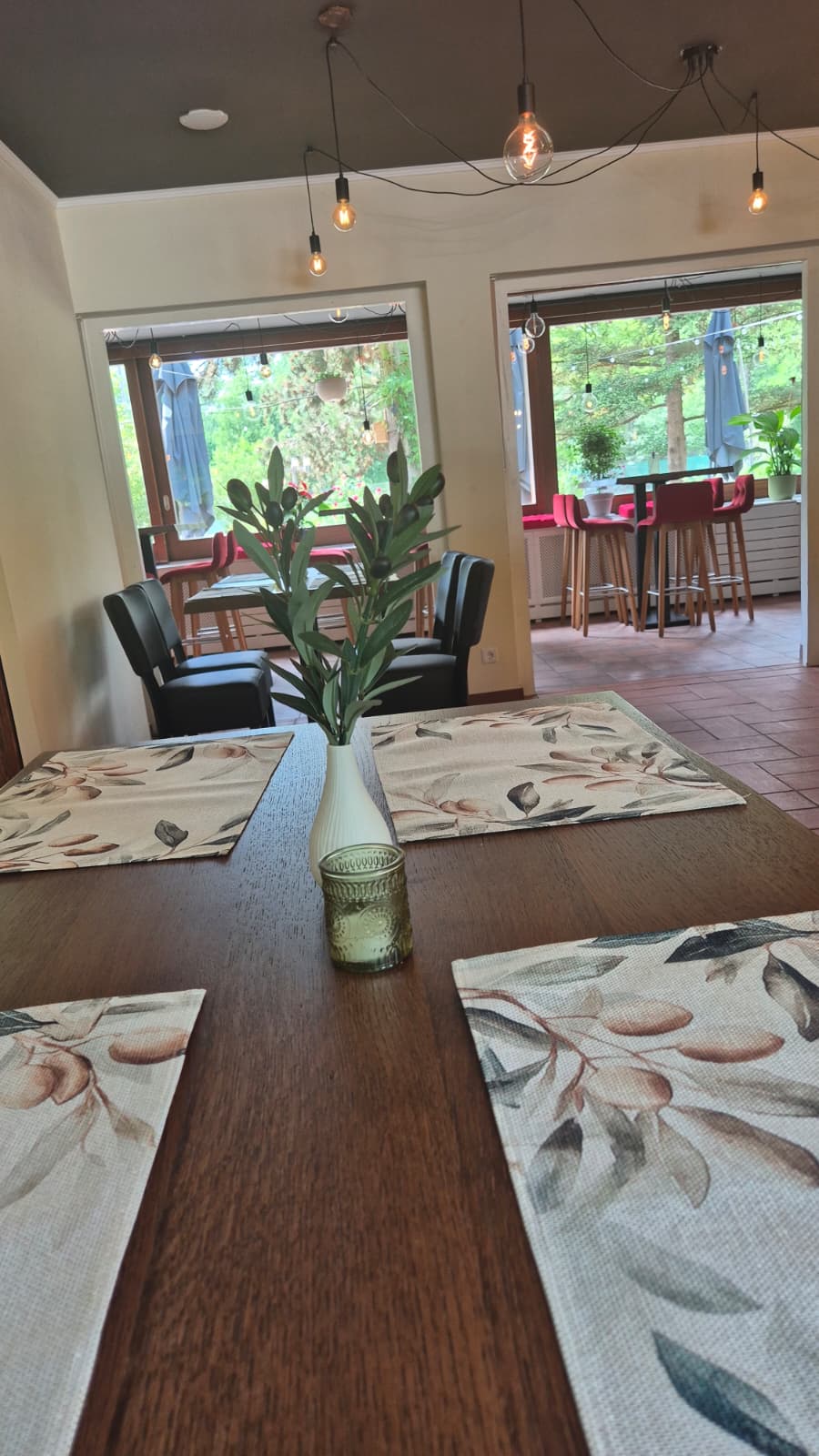 Gedeckter Tisch